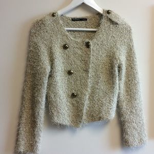 Basic house sweater size s